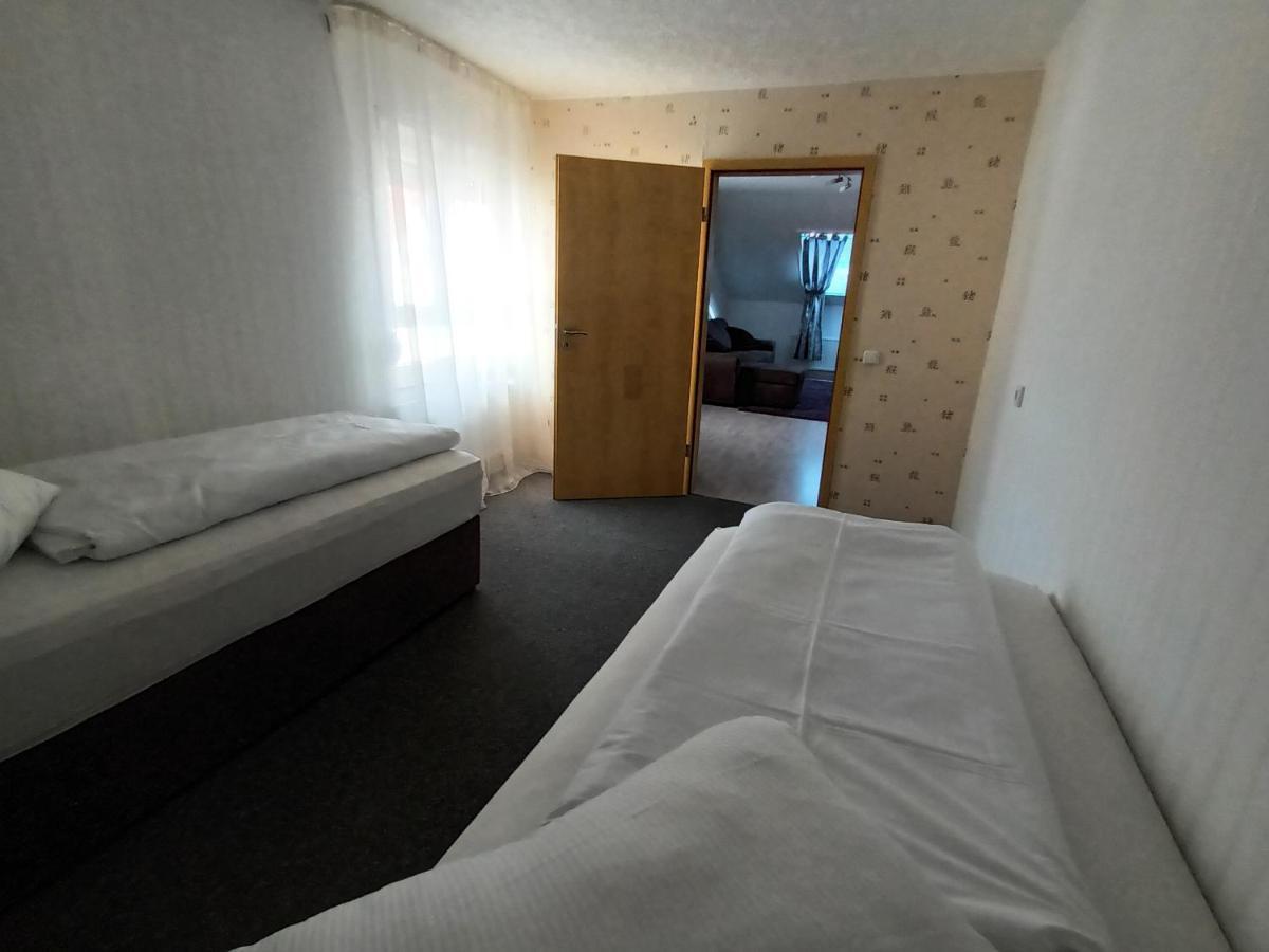 Apartment 3 Zimmerwohnung Optimal Für Monteure *